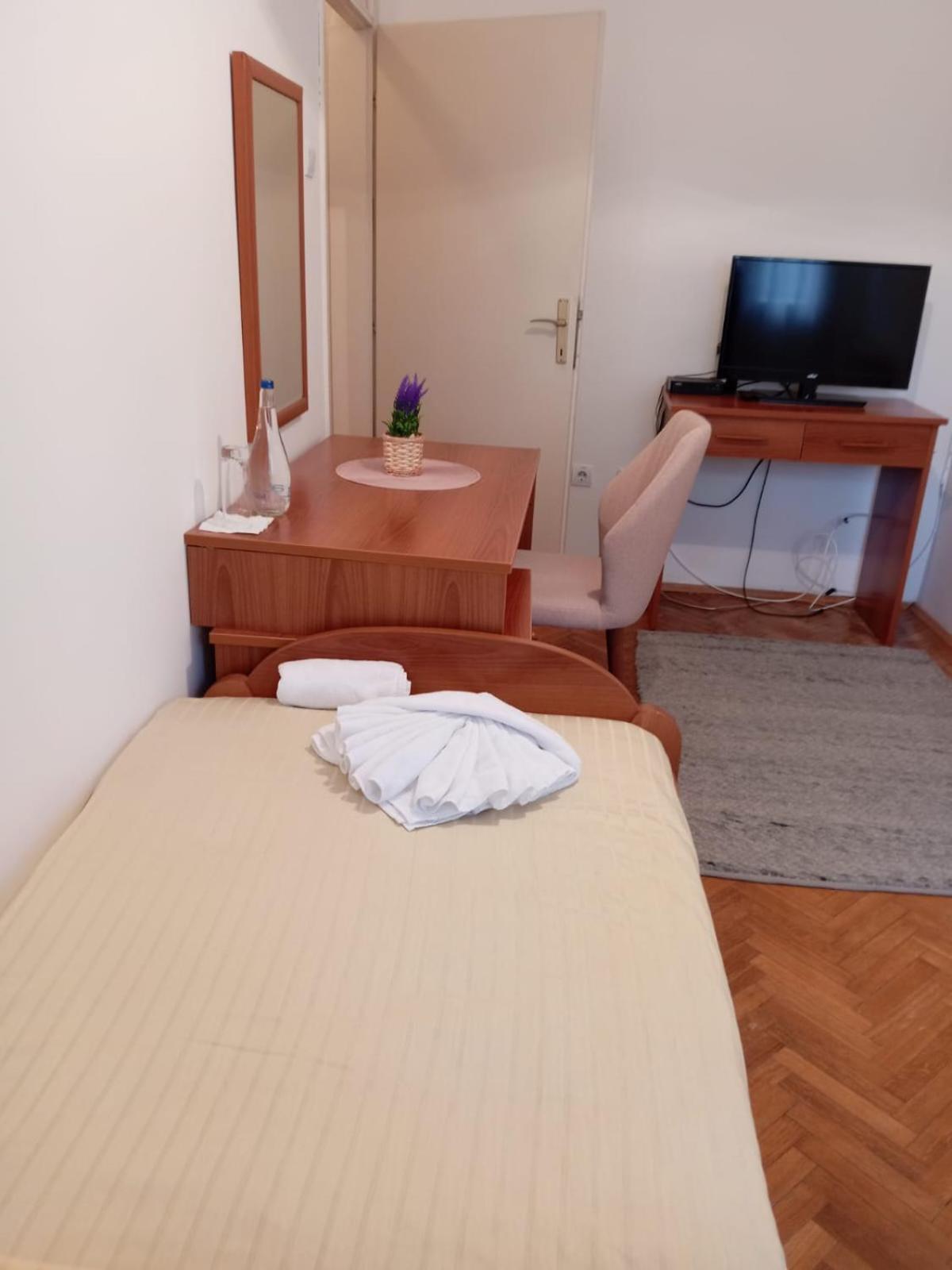 Hotel Vlasina - Vlasinsko Jezero Vlasina Rid Esterno foto