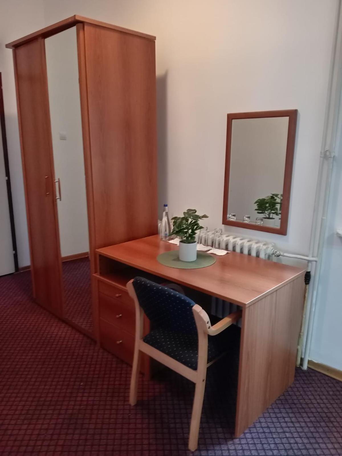 Hotel Vlasina - Vlasinsko Jezero Vlasina Rid Esterno foto